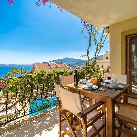 Azure Apartment With Sea View In Kalkan Esterno foto