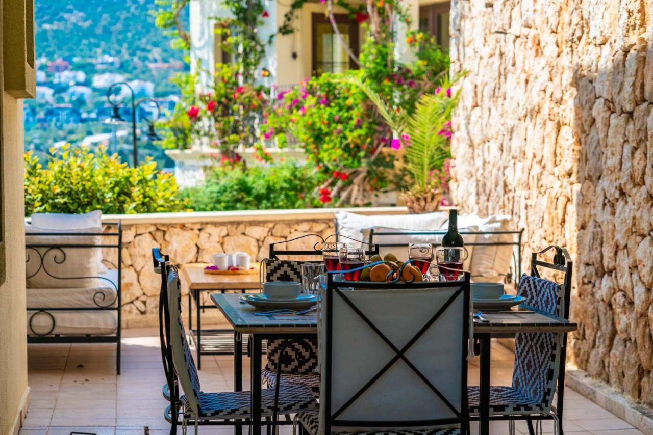 Azure Apartment With Sea View In Kalkan Esterno foto