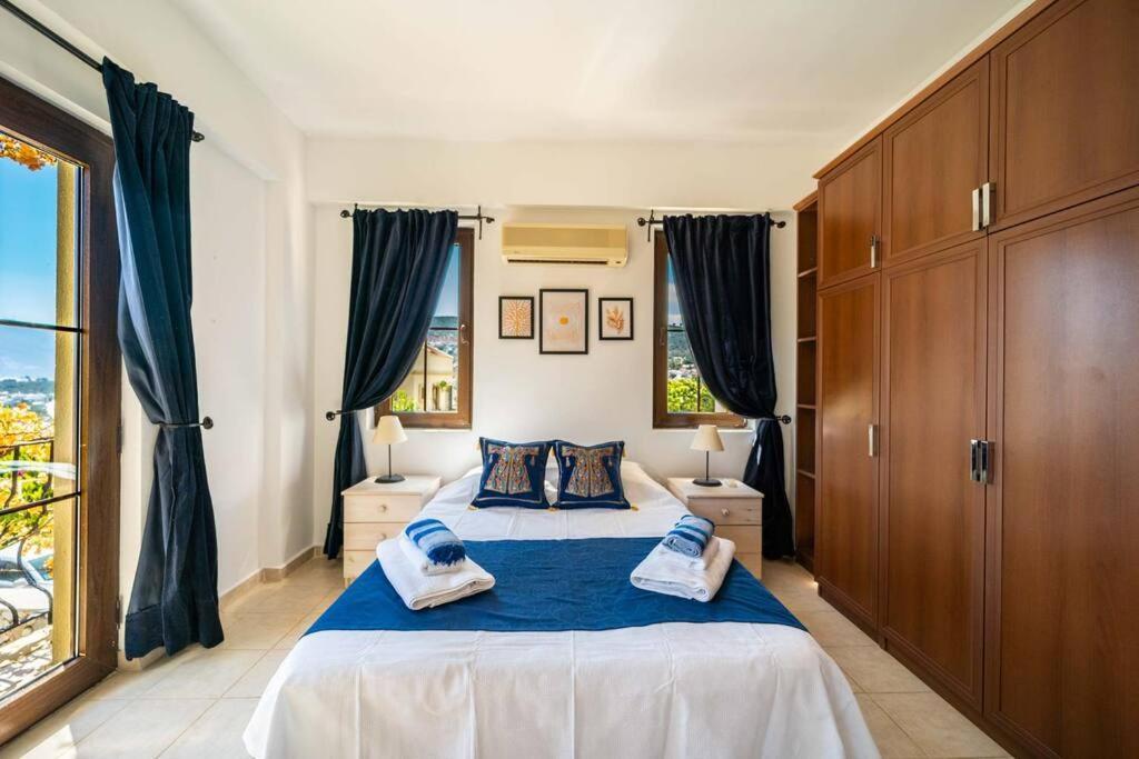 Azure Apartment With Sea View In Kalkan Esterno foto