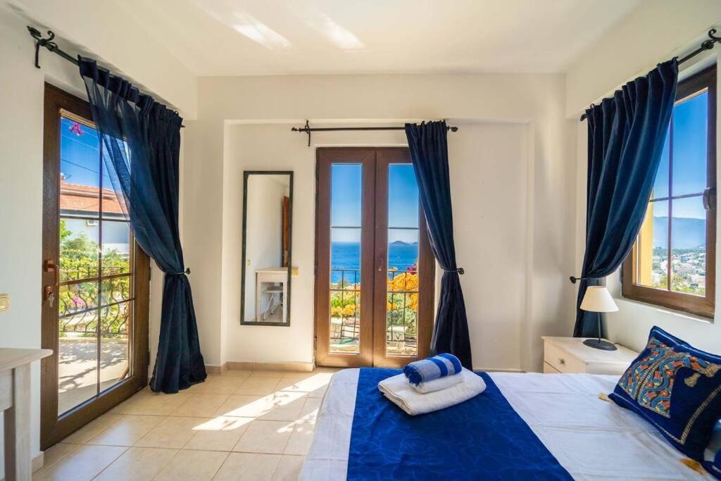 Azure Apartment With Sea View In Kalkan Esterno foto